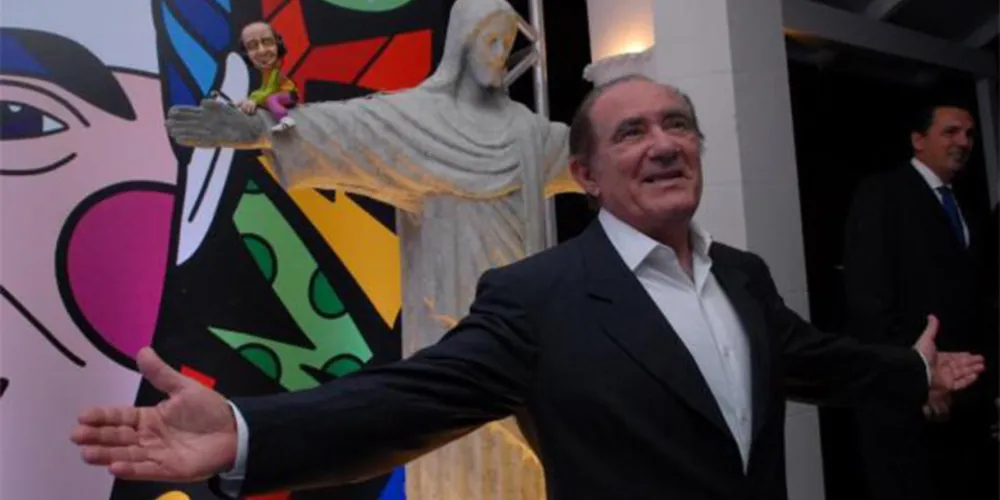 Imagem ilustrativa da imagem Renato Aragão diz que está bem e agradece apoio dos fãs