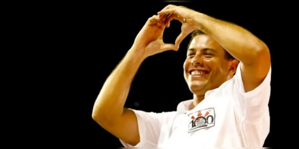 Imagem ilustrativa da imagem Ronaldo causa furor entre integrantes da Gaviões da Fiel