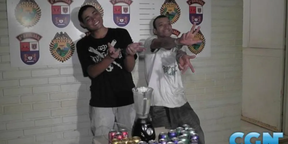 Imagem ilustrativa da imagem Dupla arromba trailer e furta cervejas e liquidificador