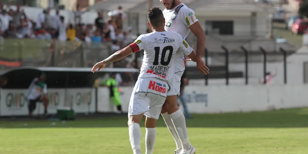 Imagem ilustrativa da imagem No sufoco, Operário vence e garante vaga na série A