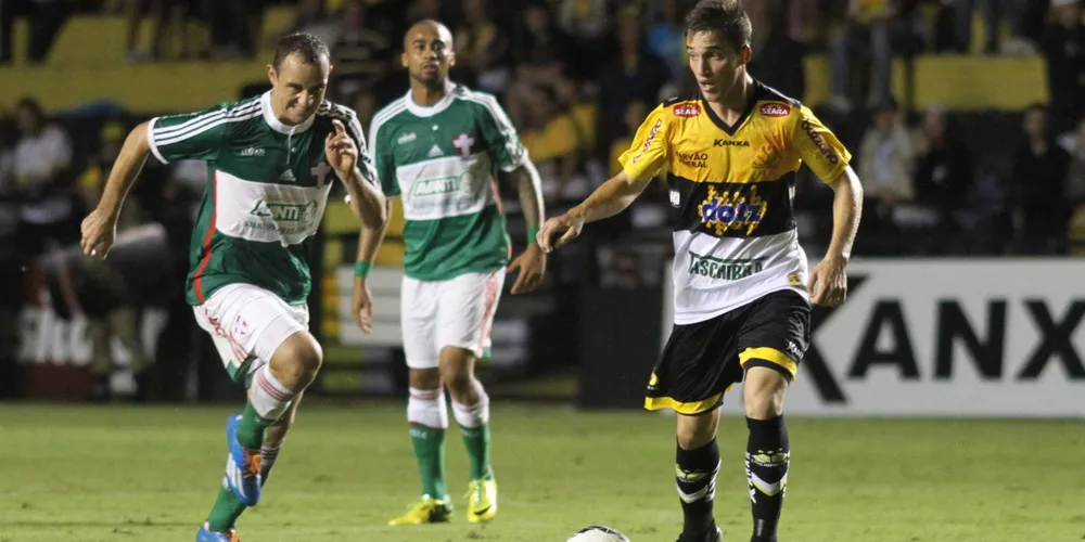 Imagem ilustrativa da imagem Palmeiras vira no final e vence Criciúma 