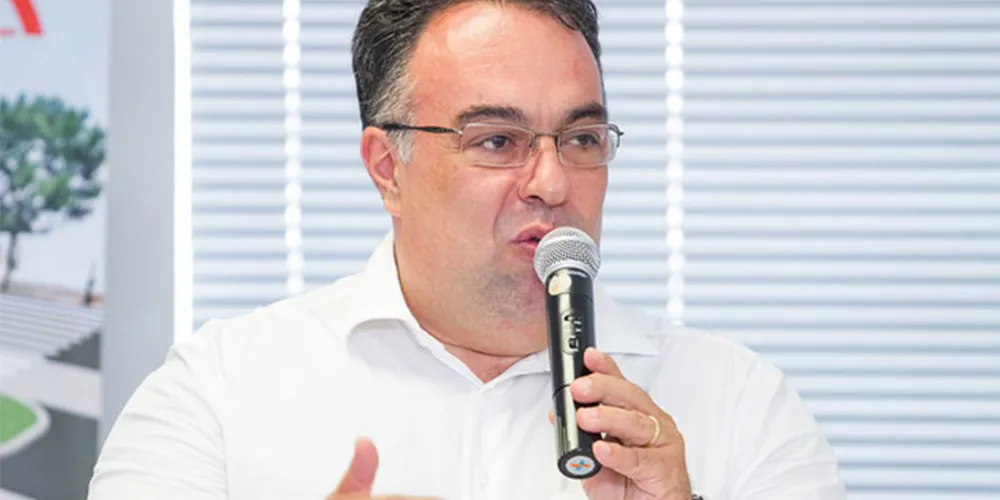 Imagem ilustrativa da imagem Relação entre André Vargas e doleiro será investigada pelo STF