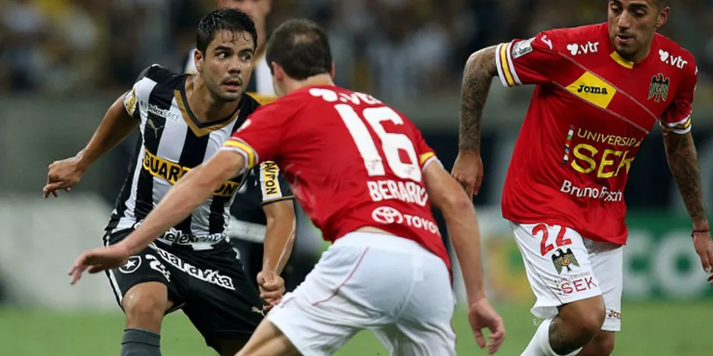 Imagem ilustrativa da imagem Botafogo perde e vê classificação antecipada escapar