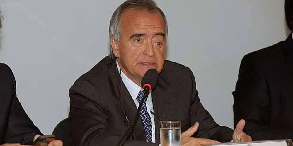 Imagem ilustrativa da imagem Ex-diretor da Petrobras rebate declaração de Graça Foster