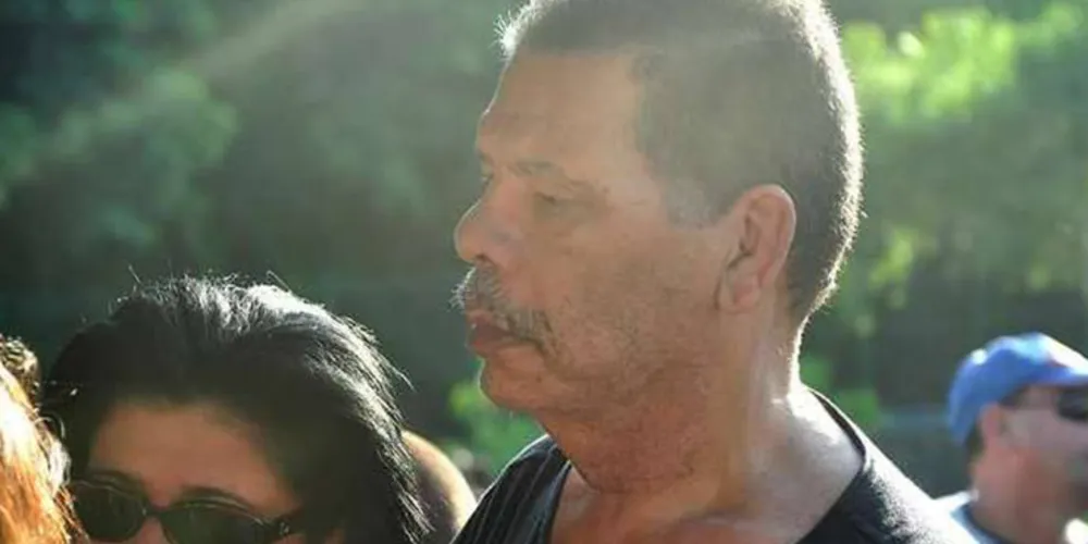 Imagem ilustrativa da imagem Maguila segue internado e estado de saúde é delicado