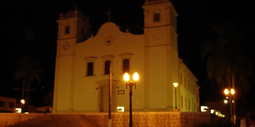 Imagem ilustrativa da imagem Homem flagrado dirigindo perigosamente é detido