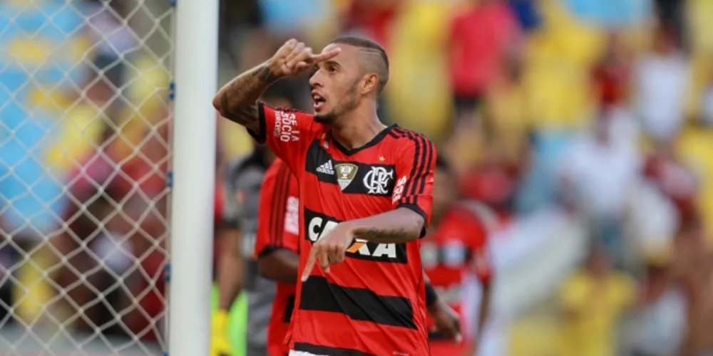 Imagem ilustrativa da imagem Vasco e Flamengo empatam no primeiro jogo da decisão