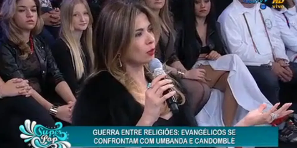 Imagem ilustrativa da imagem Luciana Gimenez passa mal ao vivo e assusta produção