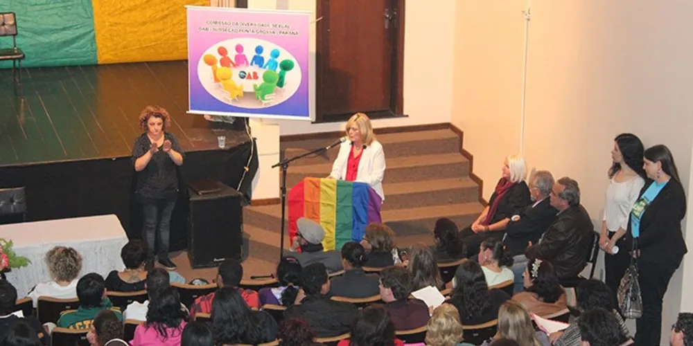 Imagem ilustrativa da imagem Evento discute políticas de combate à homofobia