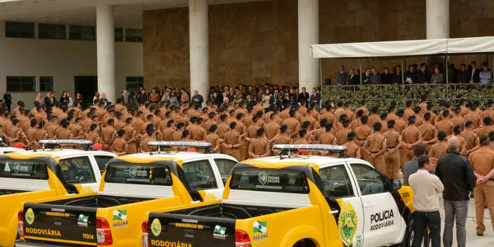Imagem ilustrativa da imagem Governo reforça a segurança com 2,5 mil policiais e bombeiros