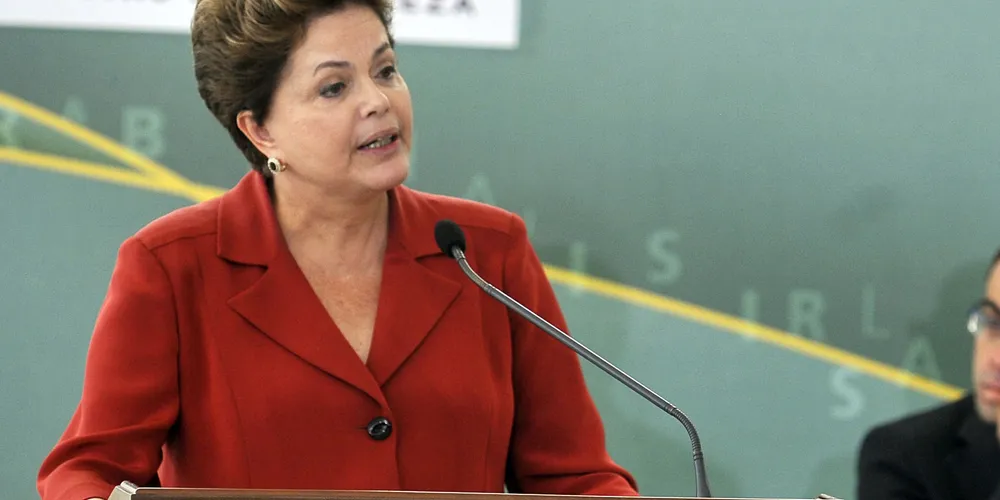Imagem ilustrativa da imagem Dilma quer participação popular na reforma política