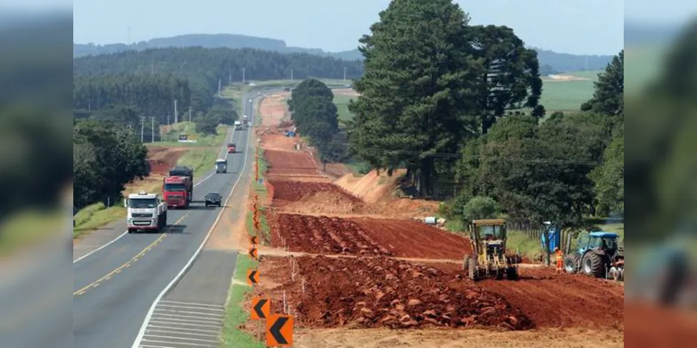 Imagem ilustrativa da imagem Rodonorte quer duplicar 30 km da BR-376 por ano