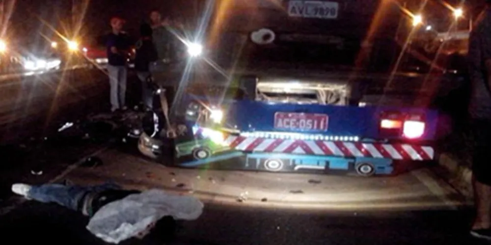 Imagem ilustrativa da imagem Motociclista morre ao bater contra guincho na BR-476