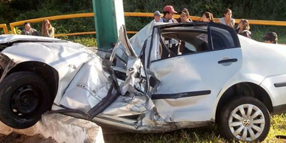Imagem ilustrativa da imagem Acidente deixa motorista ferido na BR-277