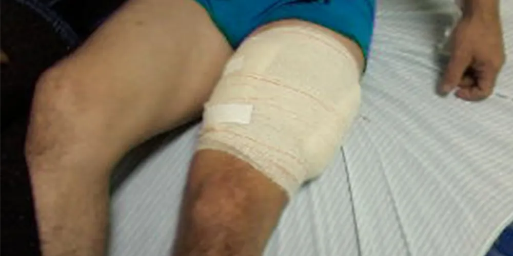 Imagem ilustrativa da imagem Rapaz é baleado enquanto espera na fila de hospital