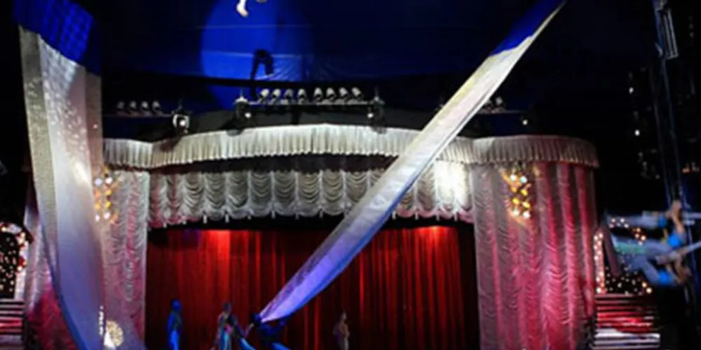 Imagem ilustrativa da imagem Acrobata de circo sofre grave acidente e está na UTI