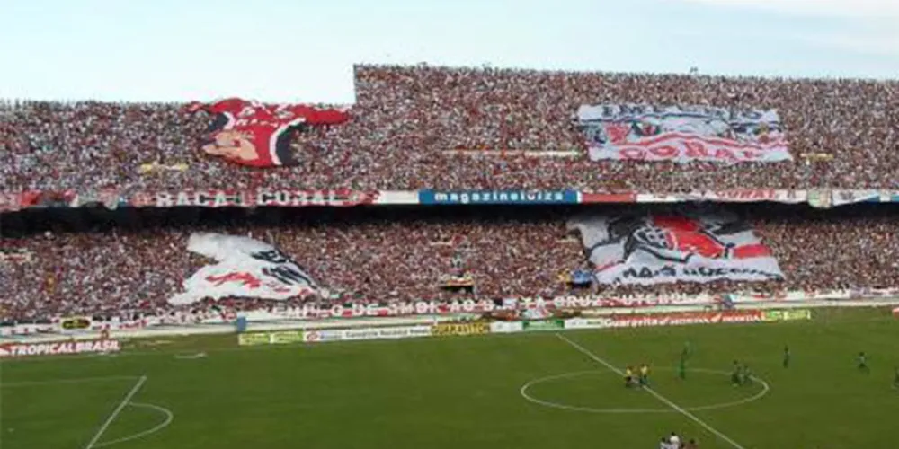 Imagem ilustrativa da imagem Polícia prende suspeito de atirar vaso sanitário em estádio