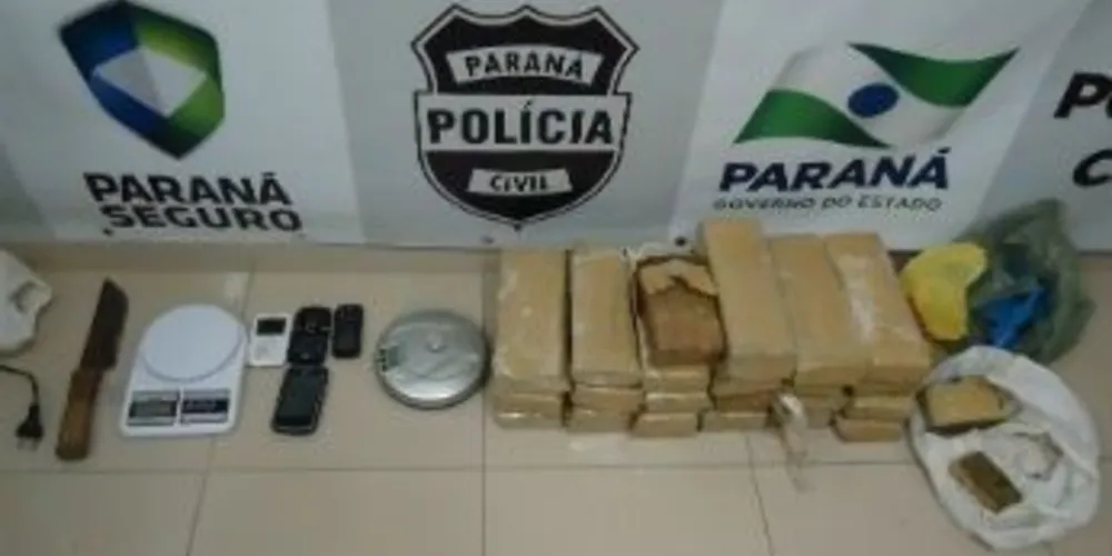 Imagem ilustrativa da imagem Casal é preso com 23 kg de maconha