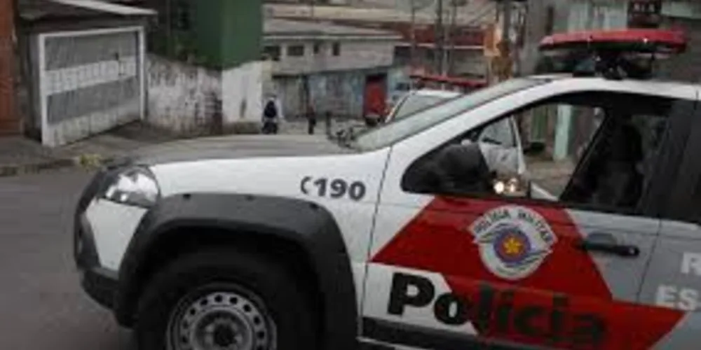 Imagem ilustrativa da imagem Comerciante chinês enforca filha de sete anos e se mata