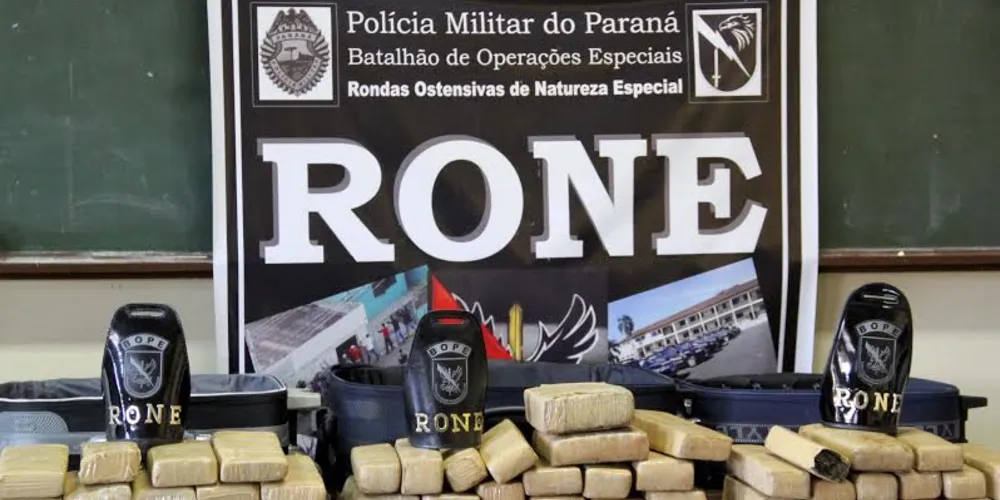 Imagem ilustrativa da imagem PM apreende 45 quilos de maconha com adolescentes