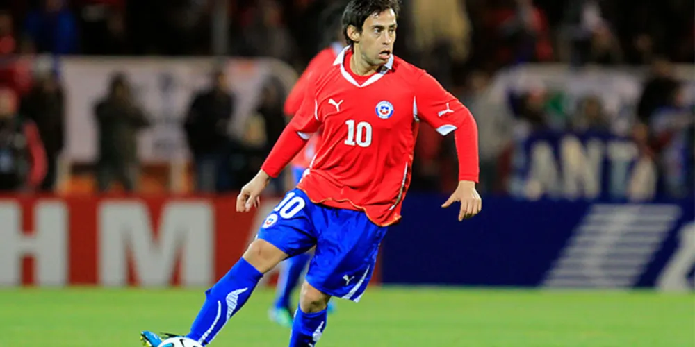 Imagem ilustrativa da imagem Chile divulga convocados para a Copa com Valdivia