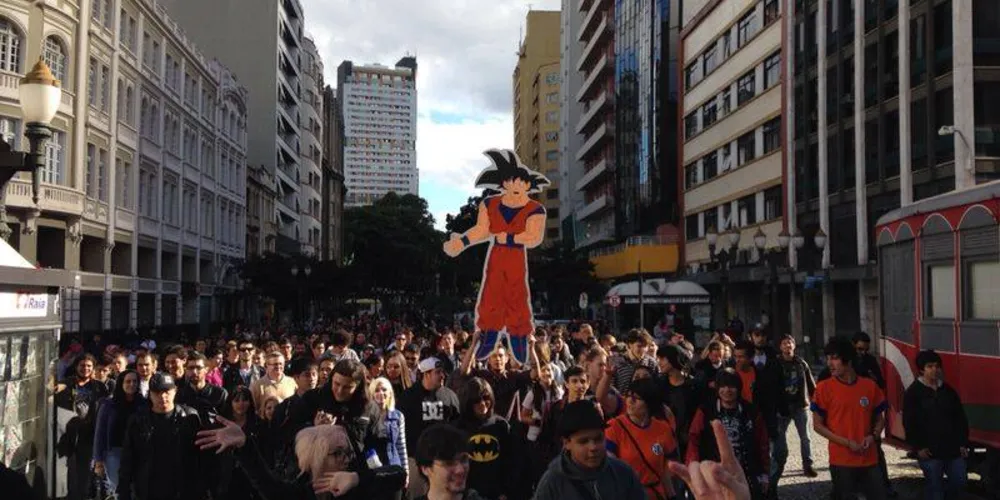 Imagem ilustrativa da imagem 'Marcha para Goku' reúne centenas de curitibanos