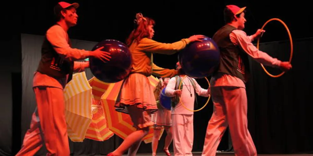 Imagem ilustrativa da imagem Musical ‘Gira Roda, Gira Mundo’ percorre a região