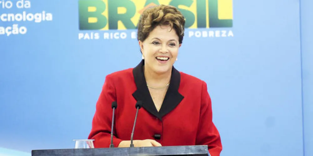Imagem ilustrativa da imagem Dilma Rousseff inaugura obras inacabadas no Rio