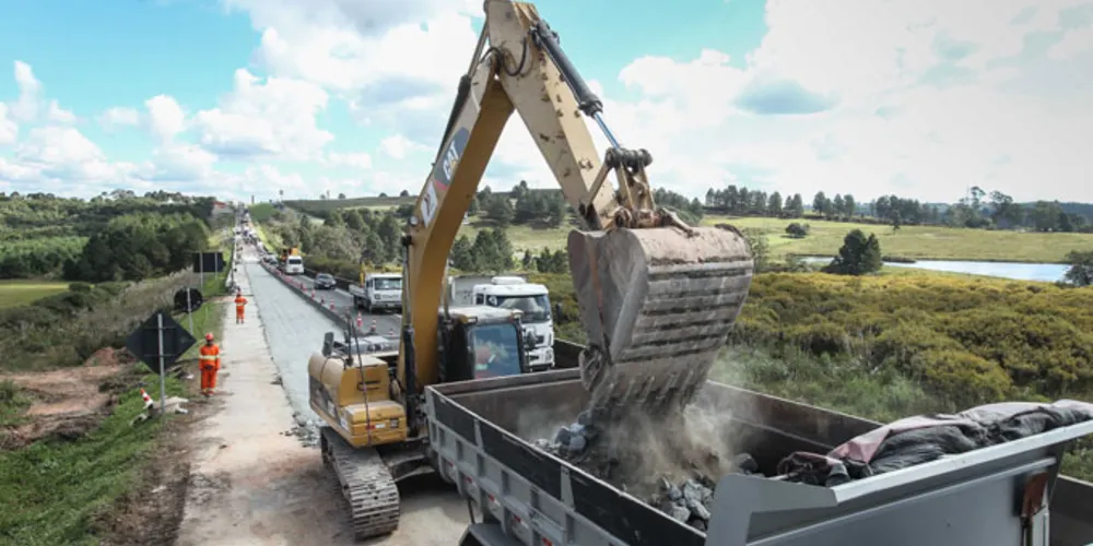 Imagem ilustrativa da imagem RodoNorte retoma obras de reconstrução na BR-277