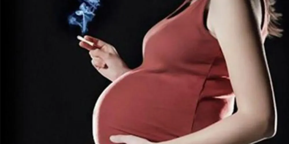Imagem ilustrativa da imagem Fumar na gravidez pode causar problemas físicos e psicológicos no bebê