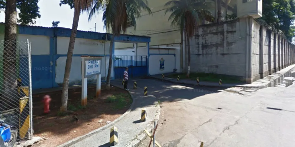 Imagem ilustrativa da imagem PMs são presos sob suspeita de matar garoto e balear outro 