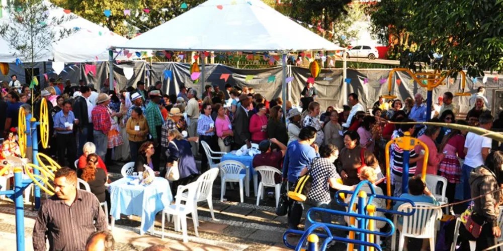 Imagem ilustrativa da imagem Festa julina da Fundação Proamor reúne 1,4 mil idosos