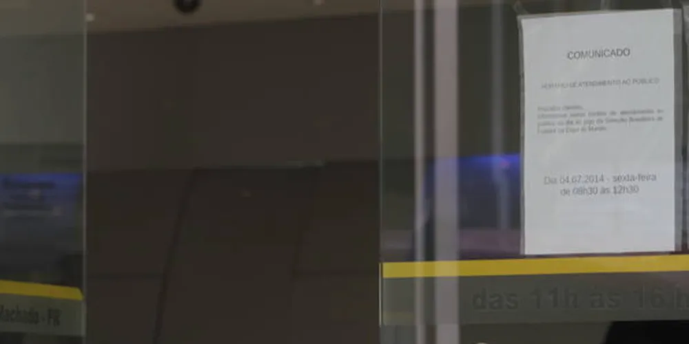 Imagem ilustrativa da imagem Bancos e lojas atendem em horário diferenciado