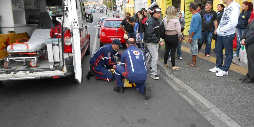 Imagem ilustrativa da imagem Ciclista é atropelado na Vicente Machado e motorista foge