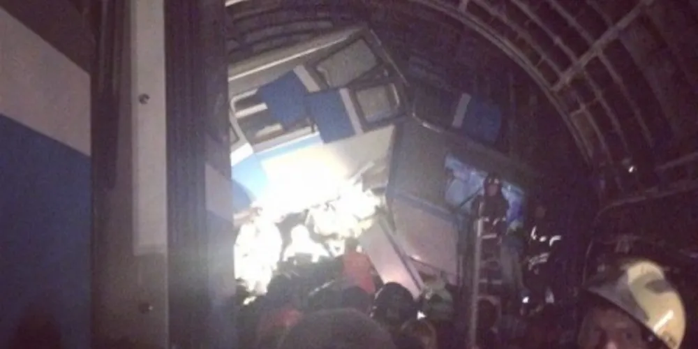 Imagem ilustrativa da imagem Descarrilamento no metrô de Moscou deixa 20 mortos