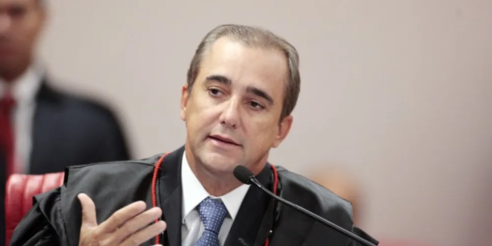 Imagem ilustrativa da imagem TSE julga prejudicado pedido de retirada de propaganda