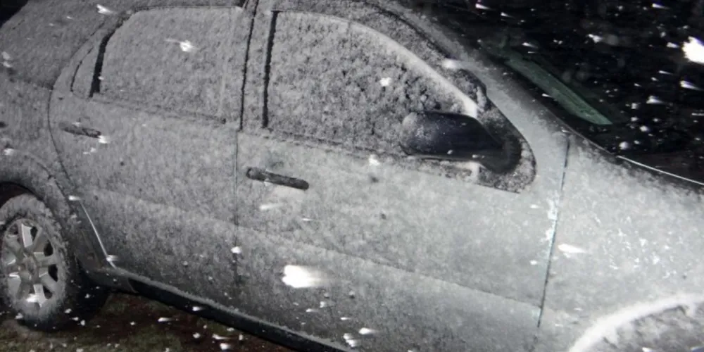 Imagem ilustrativa da imagem Primeira neve do ano é registrada em Santa Catarina