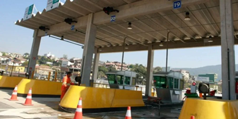 Imagem ilustrativa da imagem Bandidos armados roubam praça de pedágio na região