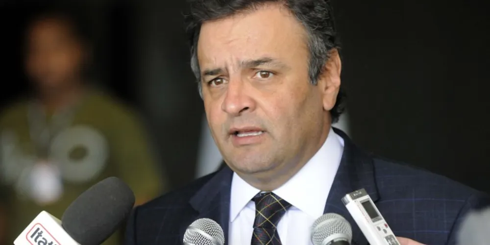 Imagem ilustrativa da imagem Aécio quer controlar divisas para combater o tráfico