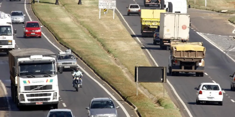Imagem ilustrativa da imagem Caminhoneiro é indenizado em R$ 300 mil