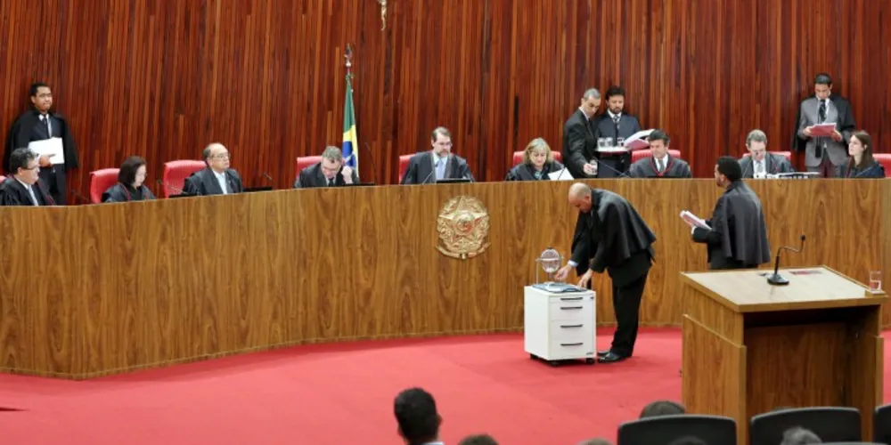 Imagem ilustrativa da imagem TSE aprova resolução sobre horário eleitoral gratuito