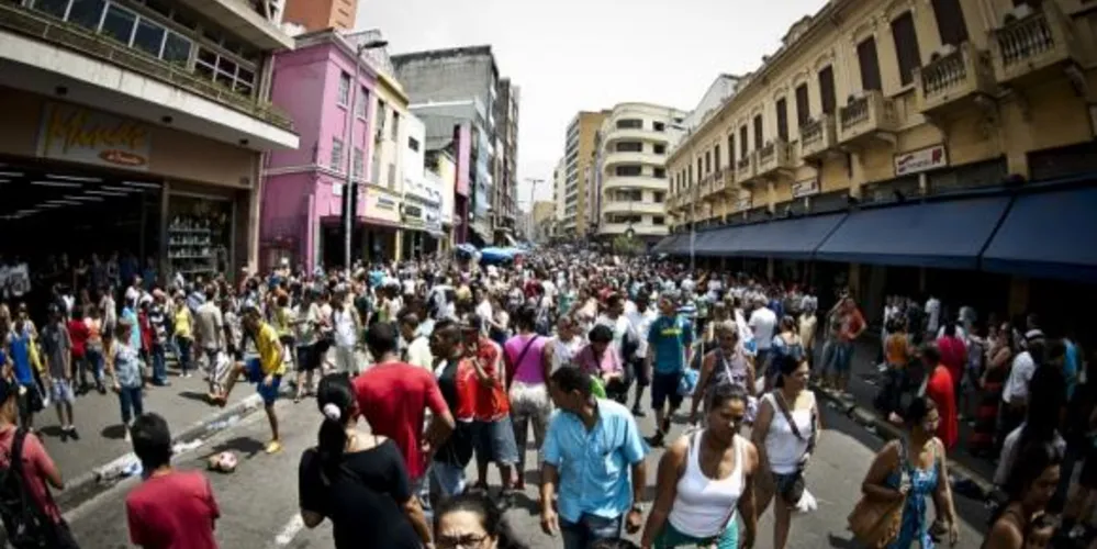 Imagem ilustrativa da imagem Brasil tem mais de 202 milhões de habitantes, diz IBGE