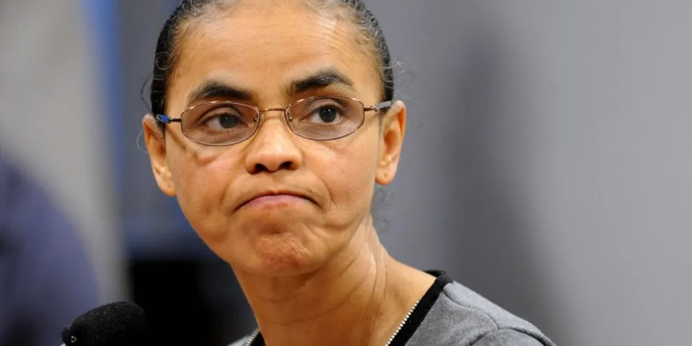 Imagem ilustrativa da imagem Marina Silva acompanha trabalhos em local de acidente