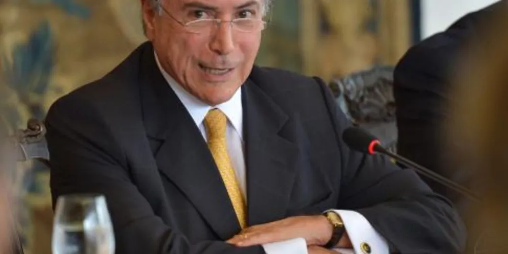 Imagem ilustrativa da imagem Temer 'acata' mudança no comando do PMDB no PR