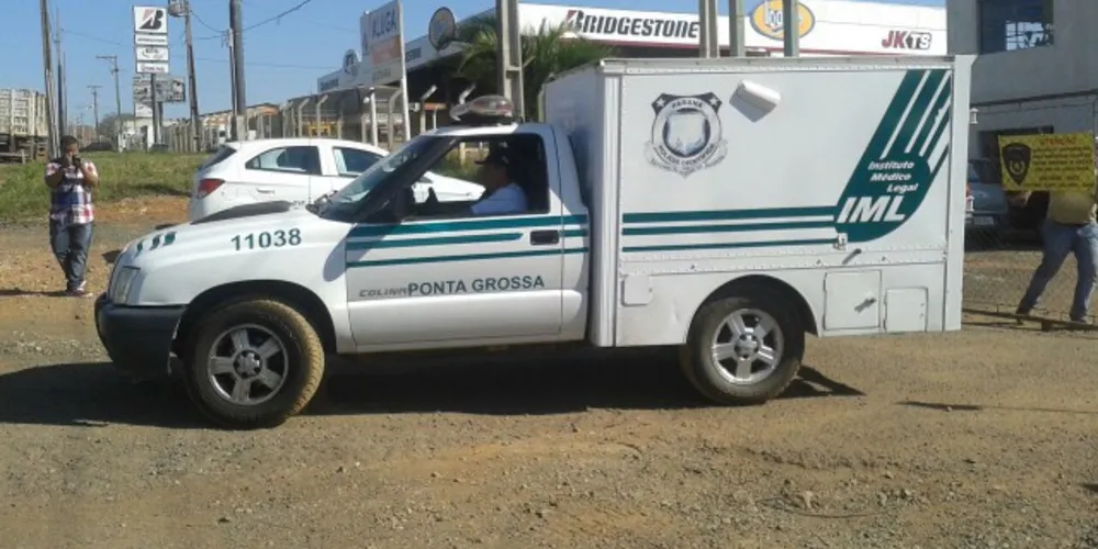 Imagem ilustrativa da imagem Trator capota e mata funcionário de empresa na PR-151
