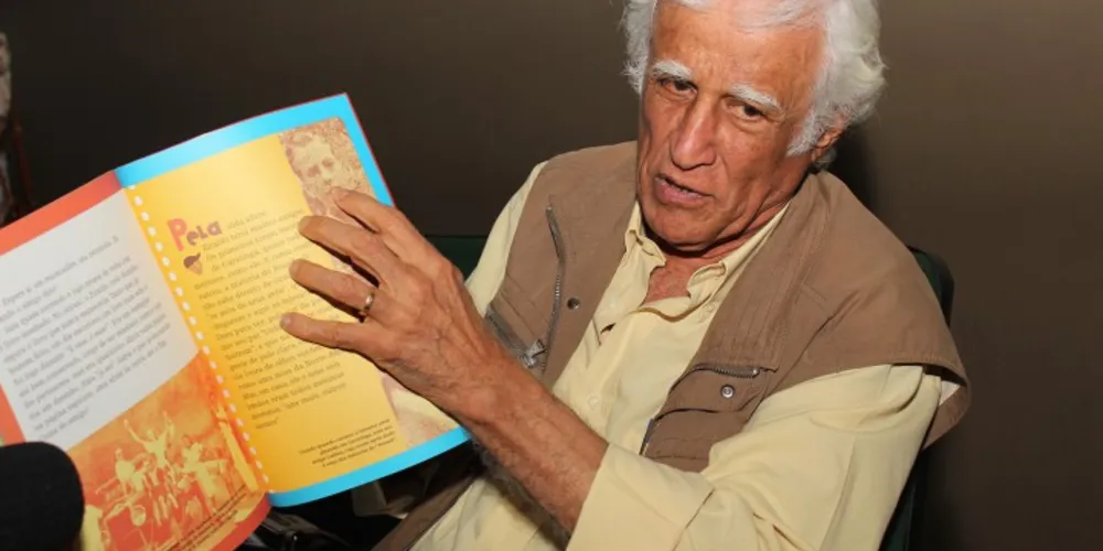 Imagem ilustrativa da imagem Palestra com Ziraldo atrai mais de 600 pessoas