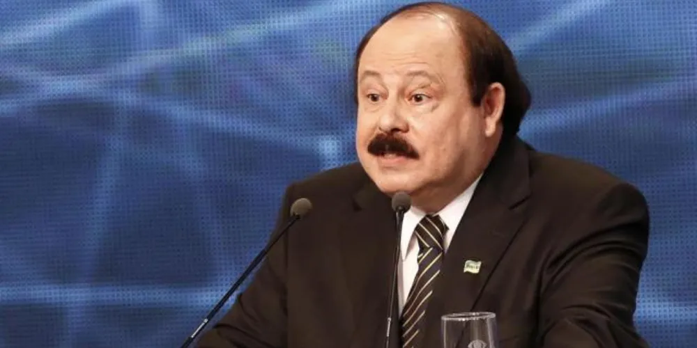 Imagem ilustrativa da imagem Após polêmica, OAB pede cassação de Levy Fidelix