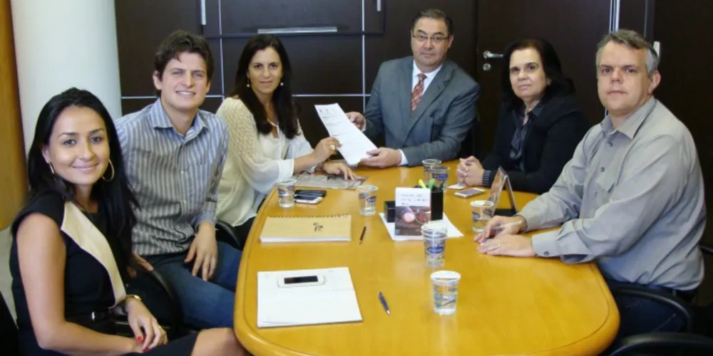 Imagem ilustrativa da imagem Aeroporto Santana recebe licença de operação do IAP