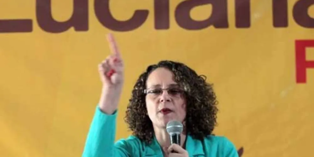 Imagem ilustrativa da imagem Luciana Genro critica corrupção durante visita a feira agrícola