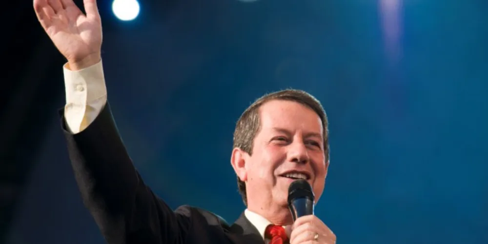 Imagem ilustrativa da imagem Pastor R.R. Soares visita Ponta Grossa nesta terça